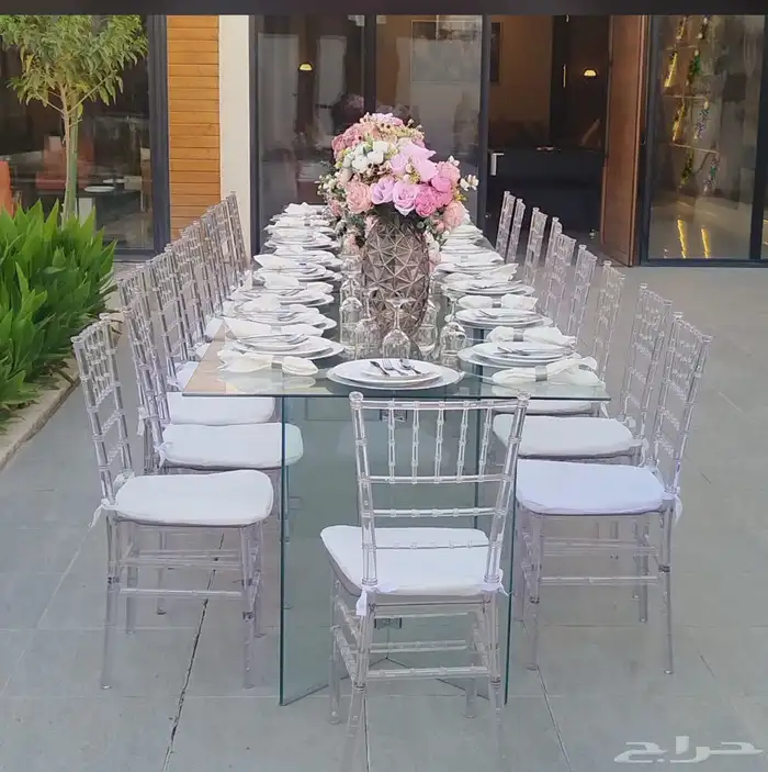 ايجار طاولات طعام 12