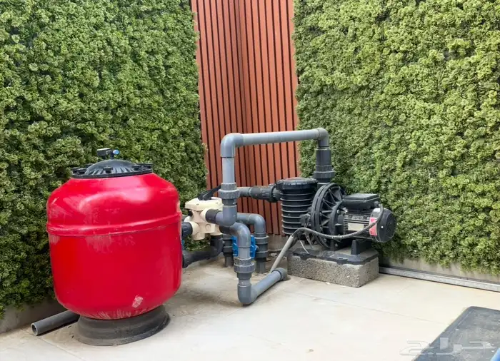 للبيع مسبح مع كافة ملحقاته من شركة اطلس 2