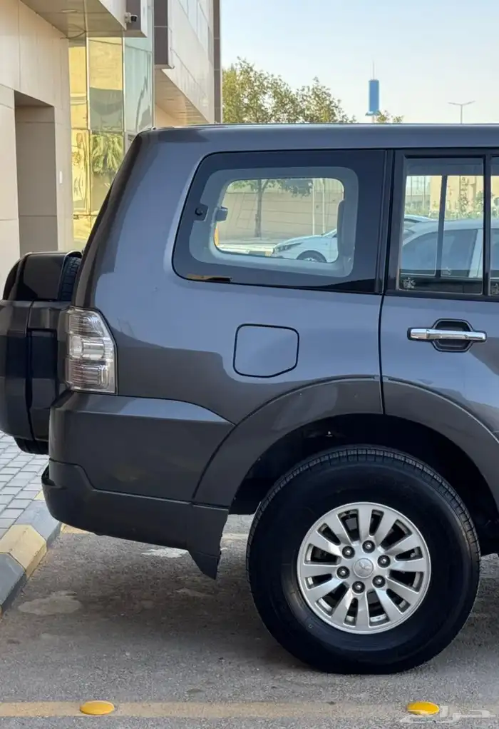 طقم جنوط باجيرو اصلي مقاس 16 0