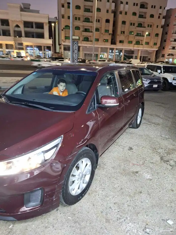 كيا كرنفال 0