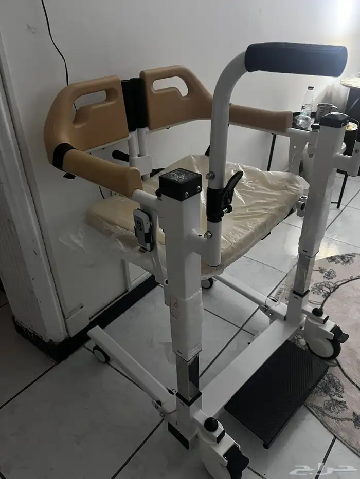 كرسي حمام كهربائي لكبار السن وذوي الاحتياجات الخاصه 0