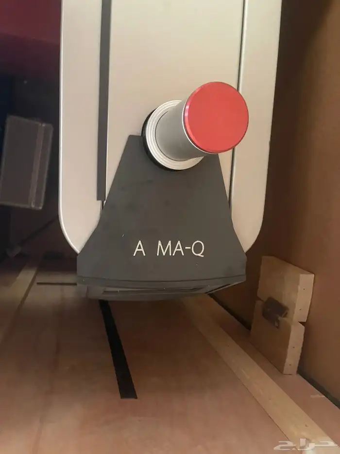 اجهزة طبيه جديدة 1جهاز إزاله الشعر 2جهازإزاله الحروق. واخرى 3