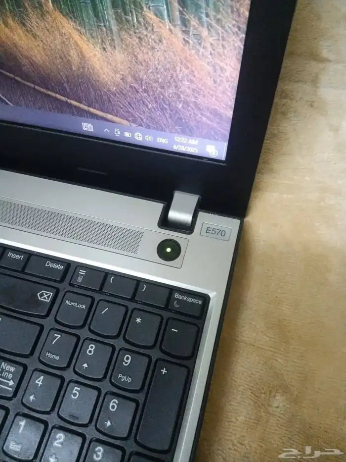 للبيع لاب توب مستعمل نظيف   Lenovo ThinkPad E570 5