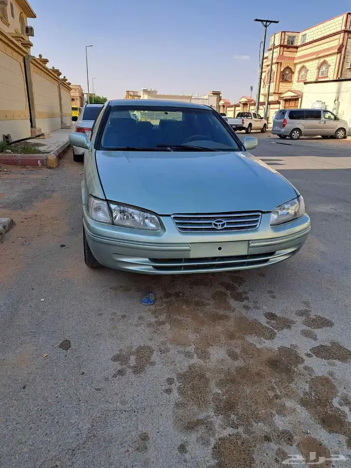 للبيع كامري 2002 1