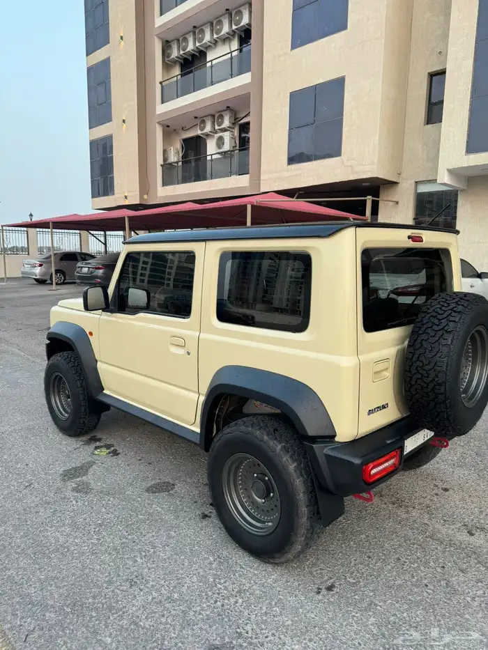 سوزوكي جمني 2022 5