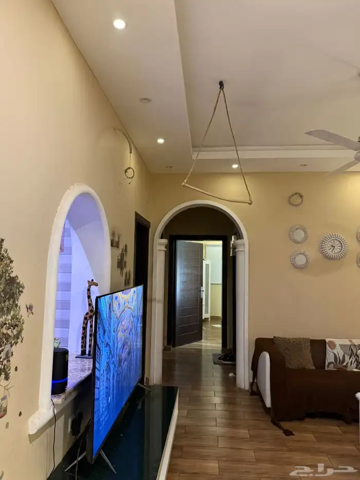 عمارة للبيع ولي العهد 3 مساحة 600م موقع متميز 24