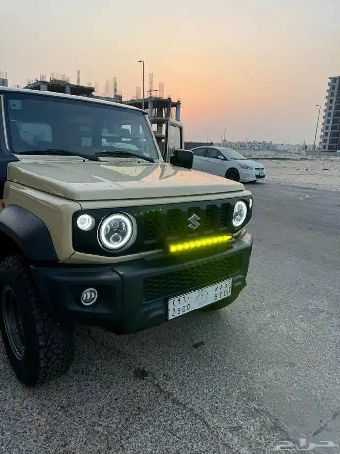 سوزوكي جمني 2022 13