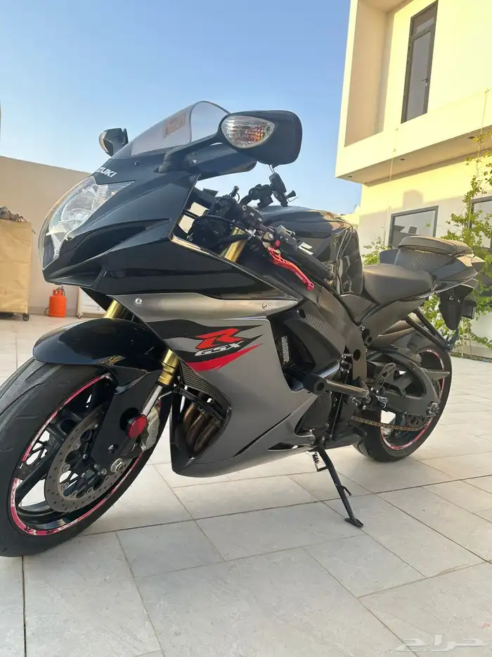 سزوكي 750 موديل 2018 8