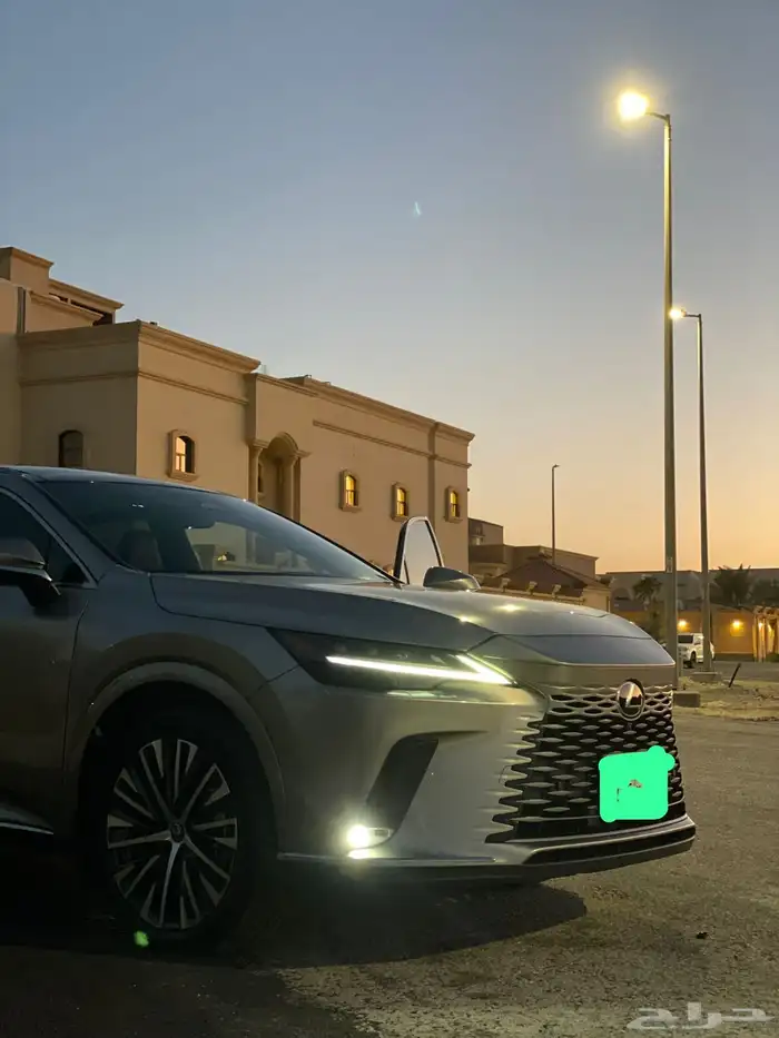 لكزس RX BB 2024 على الضمان 3