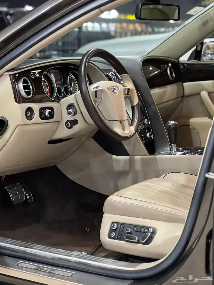 بنتلي فلاينج سبير V12 بحالة الوكالة ممشى 62 (( بسعر 168 )) 24