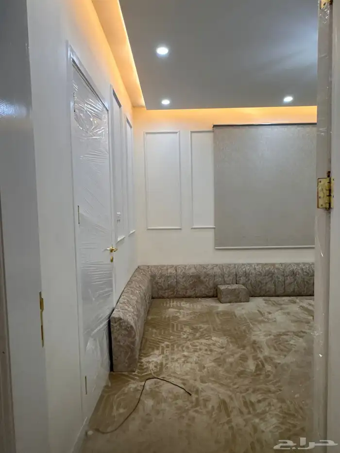 شقه للبيع حي اليرموك 5