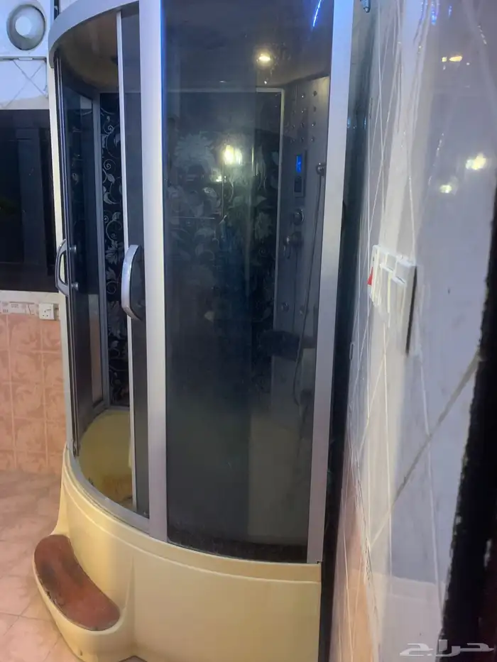 جاكوزي وساونا شغال ونظيف واستخدام بسيط 3