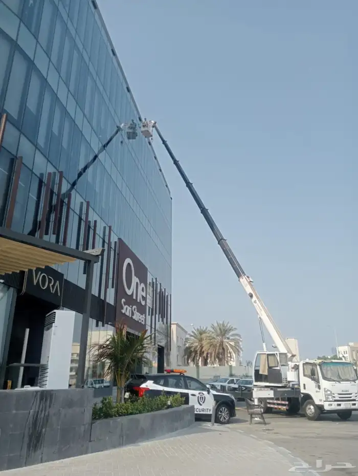 كرينات رافعات شوكيه للايجار الشهري واليومي 1