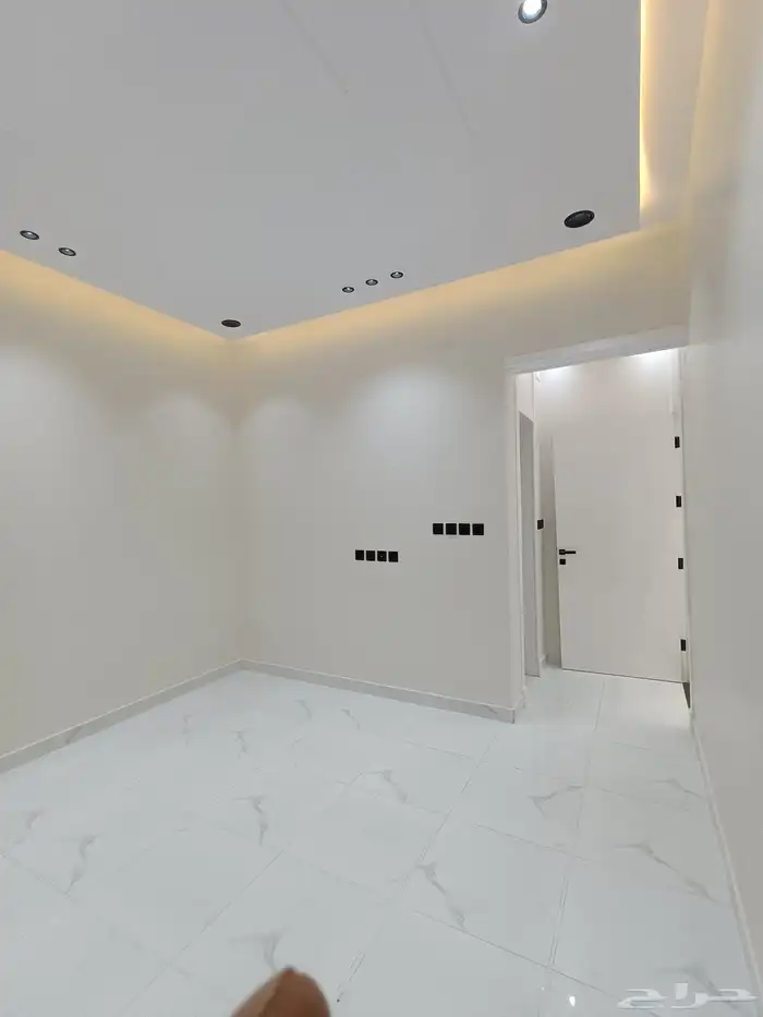 شقه أرضي مدخل مستقل تشطيبات Vib حي الضيافة 16