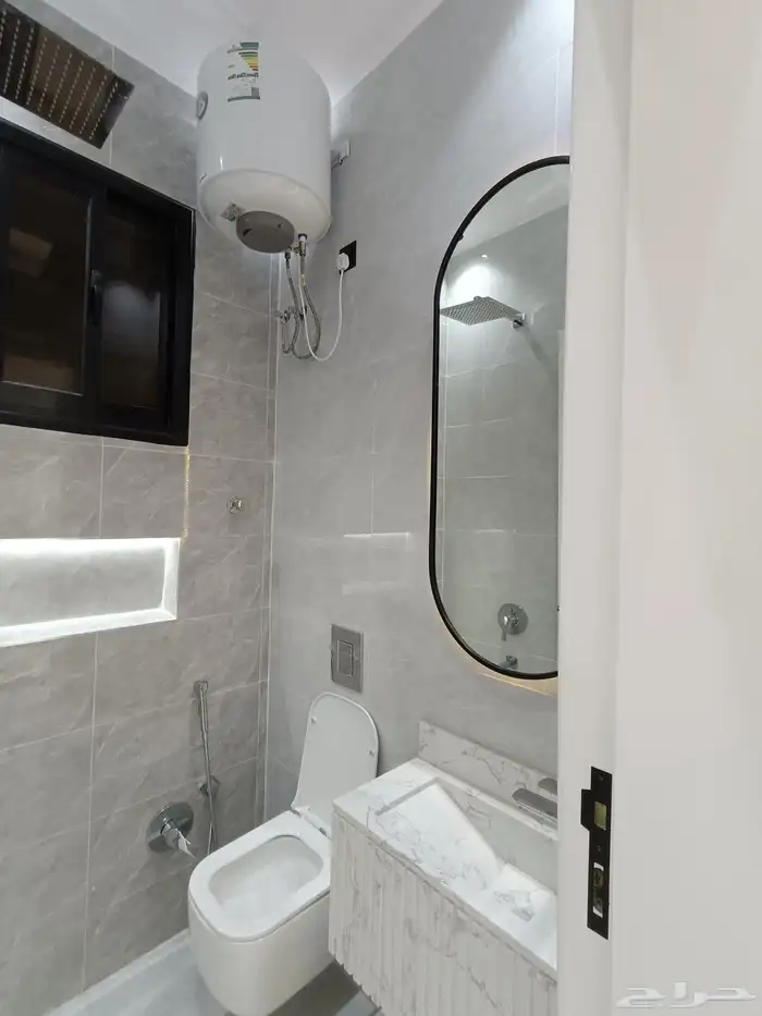 شقه أرضي مدخل مستقل تشطيبات Vib حي الضيافة 14