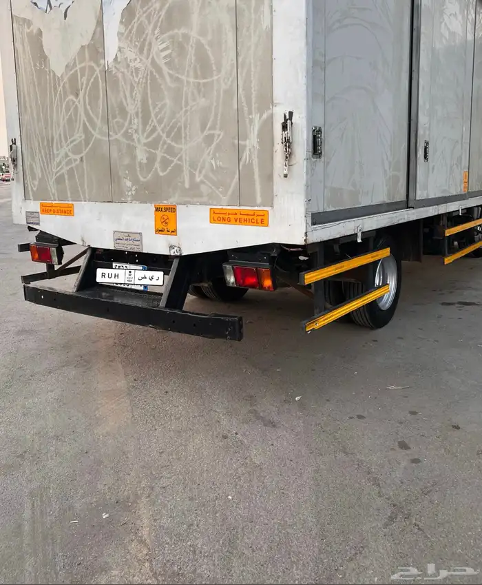 للبيع ايسوزو دينه 2020 نظيفة جدا 5 متر 11