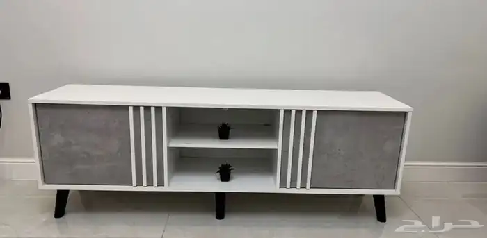 طاوله شاشه نظيفه 0