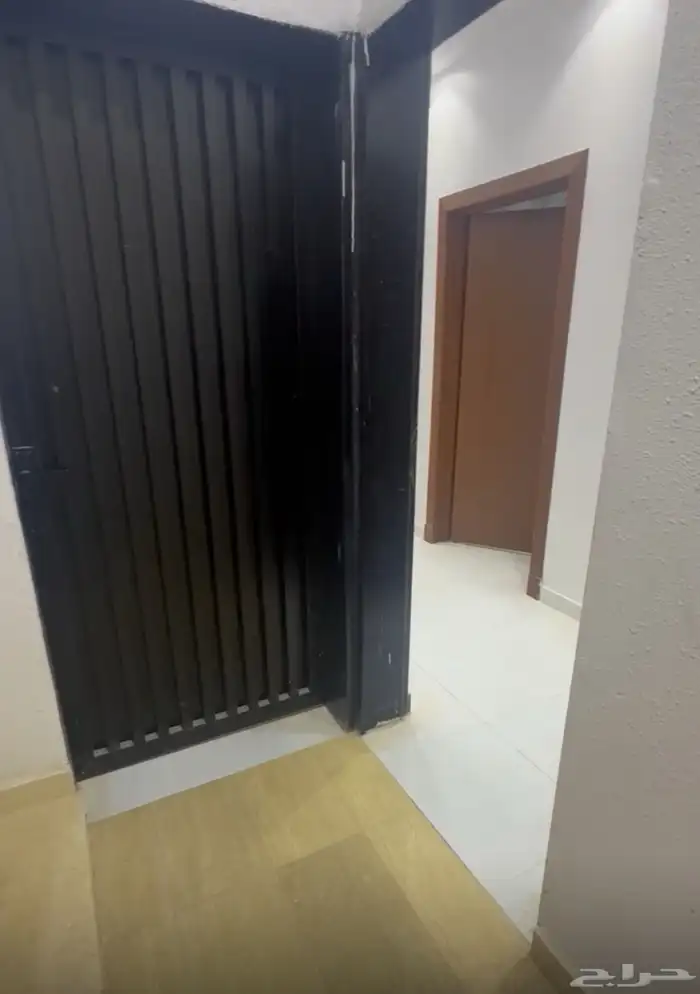 للايجار شقه حي بدر 1