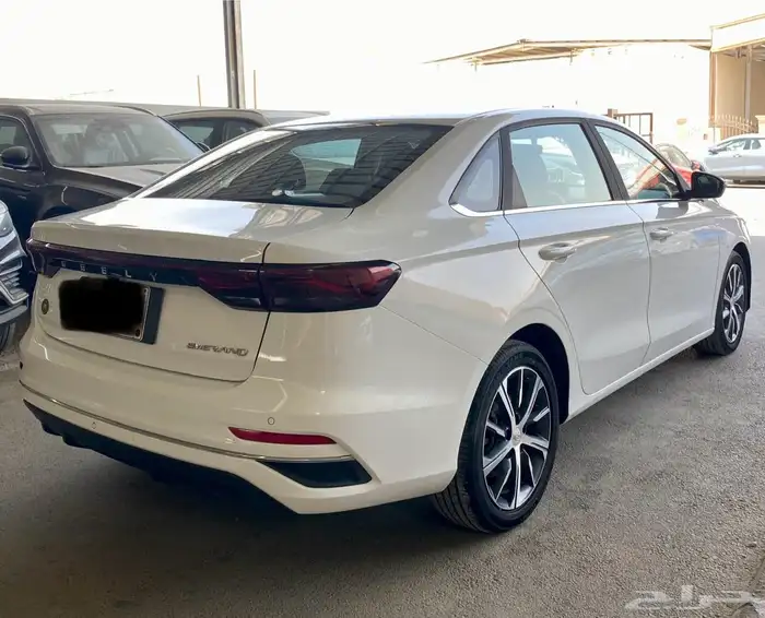 جيلي ام جراند موديل 2023 3