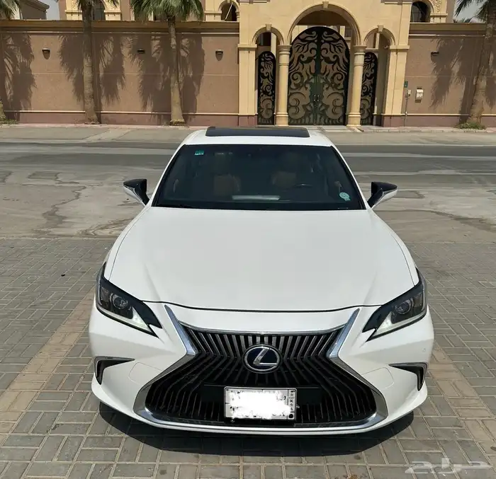 لكزس 2020 Es300h 2