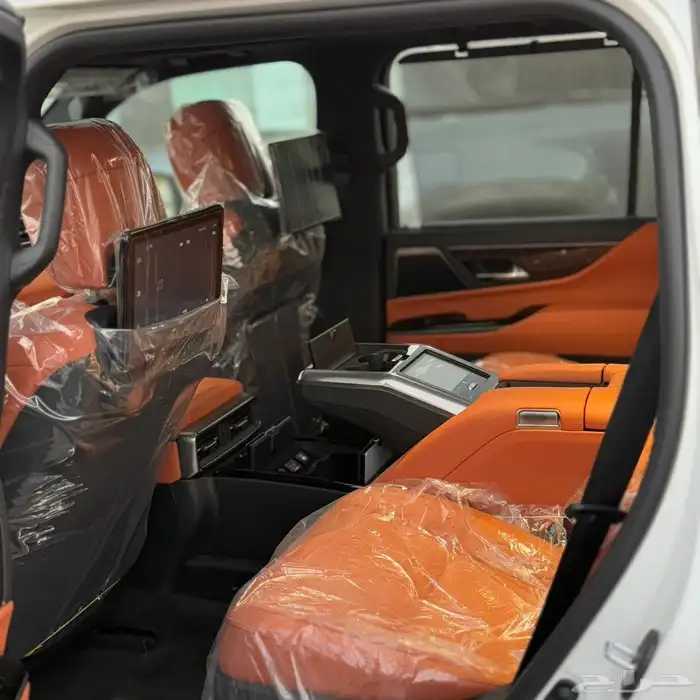 لكزس LX600 VIP موديل 2025 عرض دفعتين 0 فائدة 10