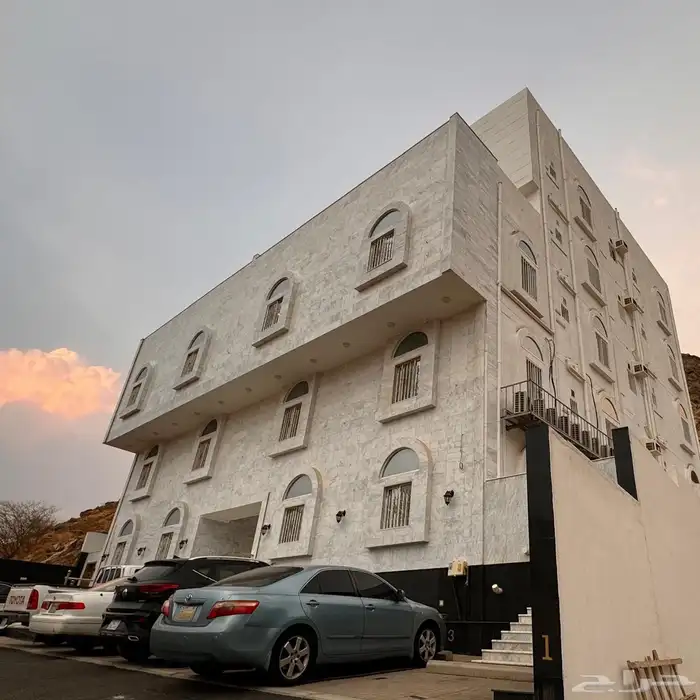 عمارة فاخرة للبيع   حي الخضراء   مكة المكرمة 4