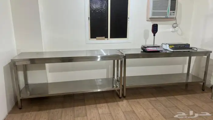 للبيع اغراض محل حلويات 7