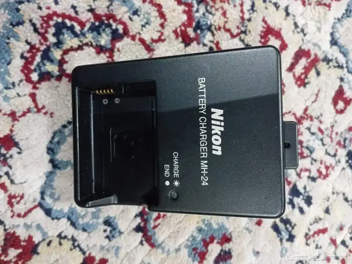 نيكون دي 3100 كاميرا احترافية. 14.2 ميجابيكسل 18 مم - 55 3