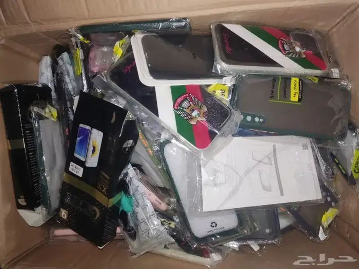 سماعات ووصلات شاحن بيع جمله يوجد كميه 2