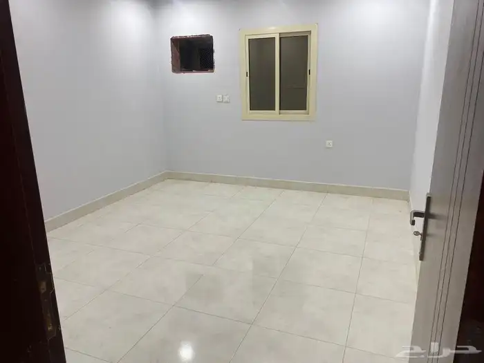 شقق 4 غرف للايجار بحي التيسير الدفع شهري 5