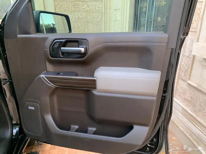 للبيع سلفرادوا 2021 Z71 غمارتين ( TRAIL BOSS ) 22