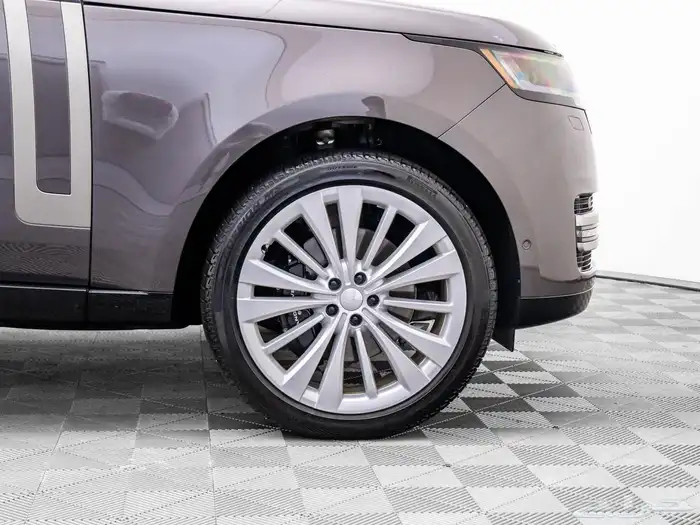 2025 Land Rover Range Rover AWD 4D Sport فل موصفات 24