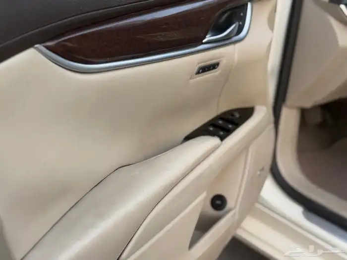 كاديلاك XT5 موديل 2014 36