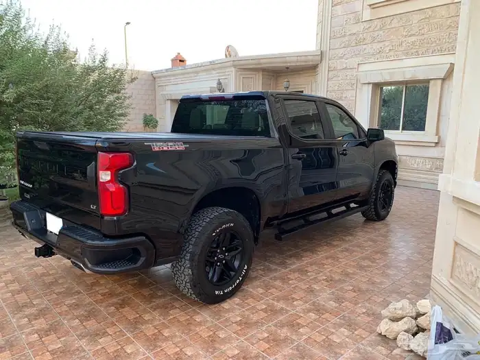 للبيع سلفرادوا 2021 Z71 غمارتين ( TRAIL BOSS ) 3