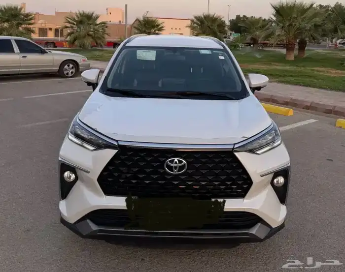 للبيع فيلوز GLX 2024 نظيفه جدا 5