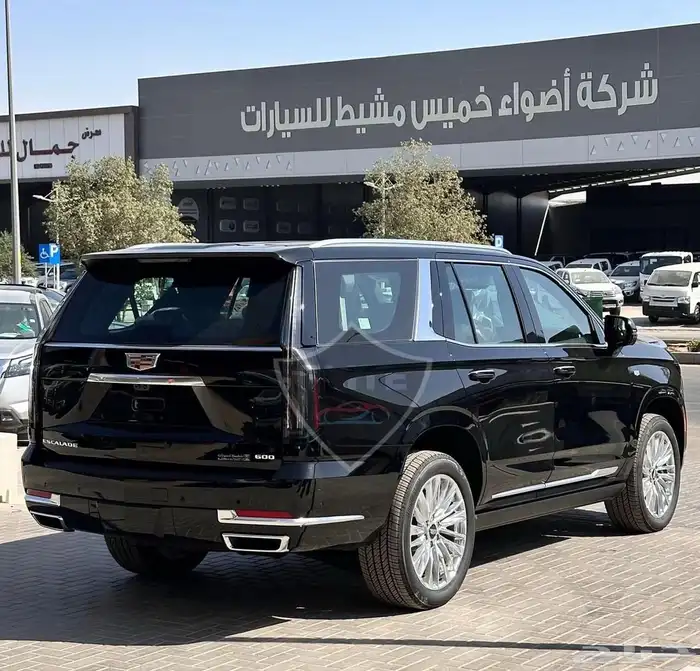 كاديلاك اسكاليد بريميوم لاكجري2025 4