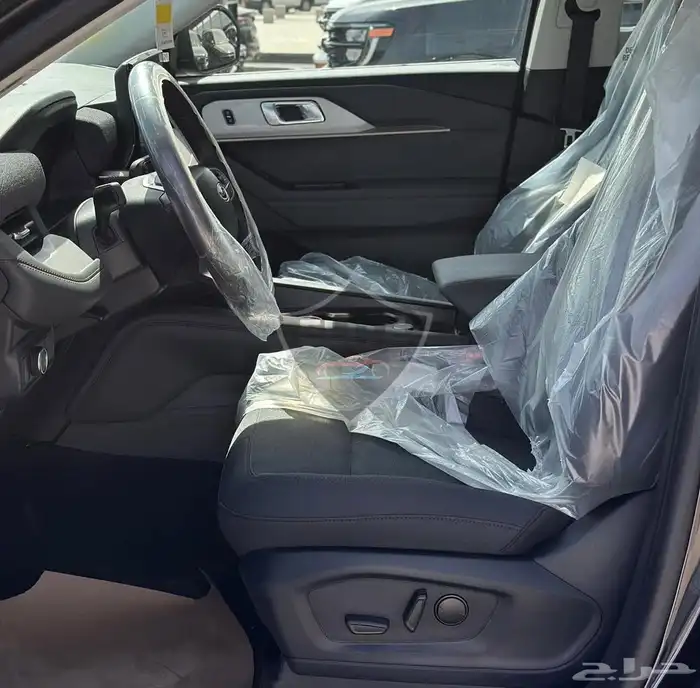 فورد اكسبلورر كمفورت أستاندر 2025 7