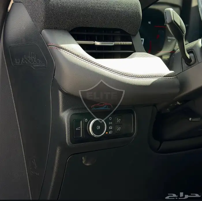 فورد اكسبلورر كمفورت أستاندر 2025 11