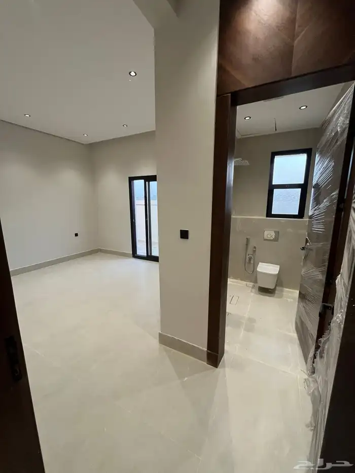 فيلا للبيع بحي المهدية مساحة 312 واجهة شرقية وتكييف مركزي 27