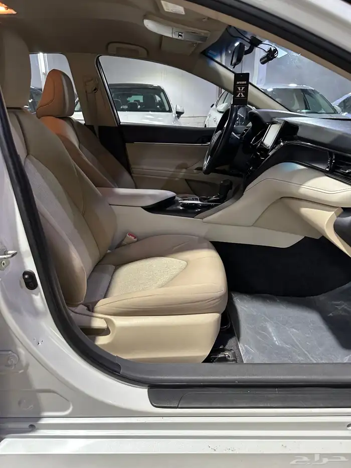 تويوتا كامري 2022 هايبرد 16