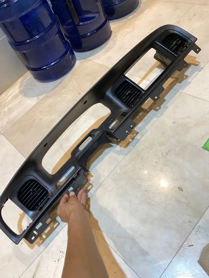 قطع غيار فورد و ماركيز ديكور مكيف و اسطب 2