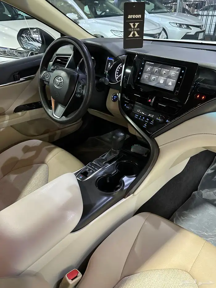 تويوتا كامري 2022 هايبرد 18