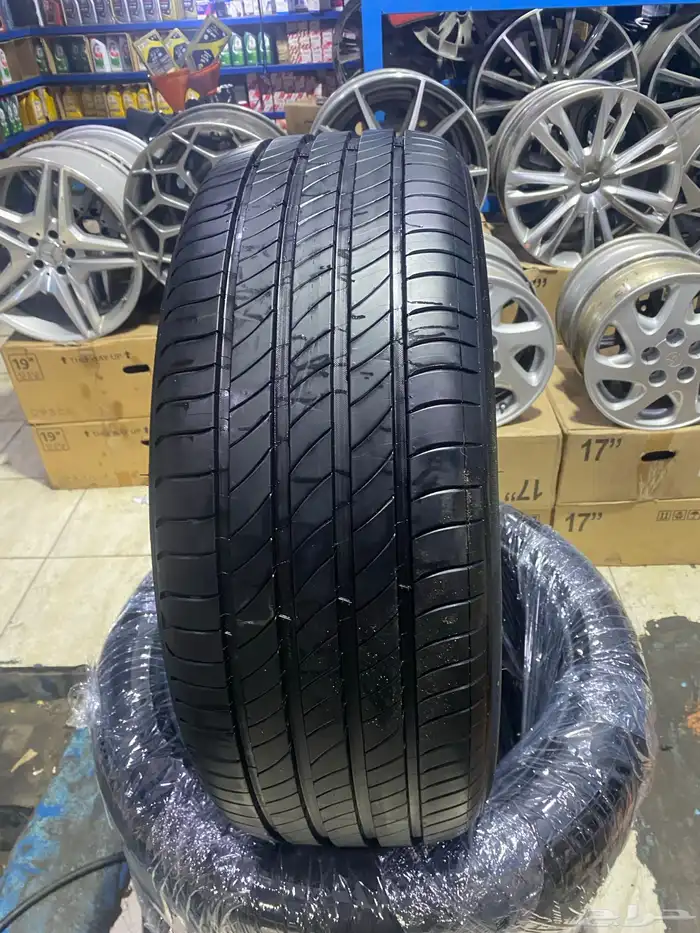 طقم كفرات منزل مشلان 255 45 21 3