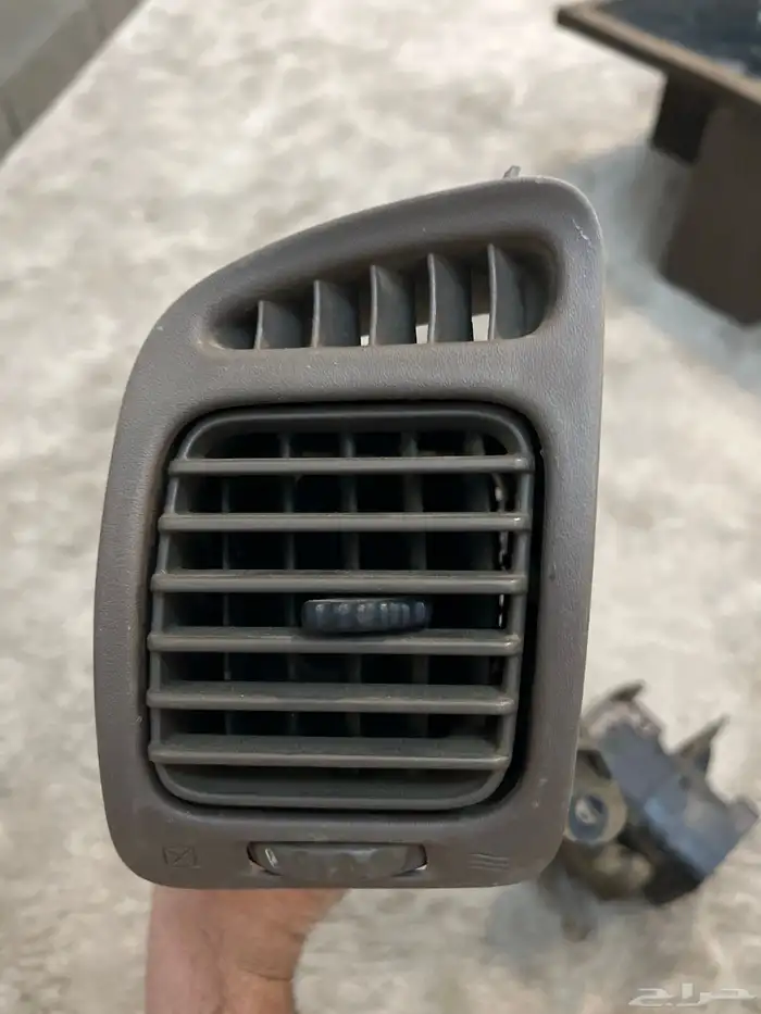 ديكورات مكيف لاندكروزر يركب 98 الى2002 2