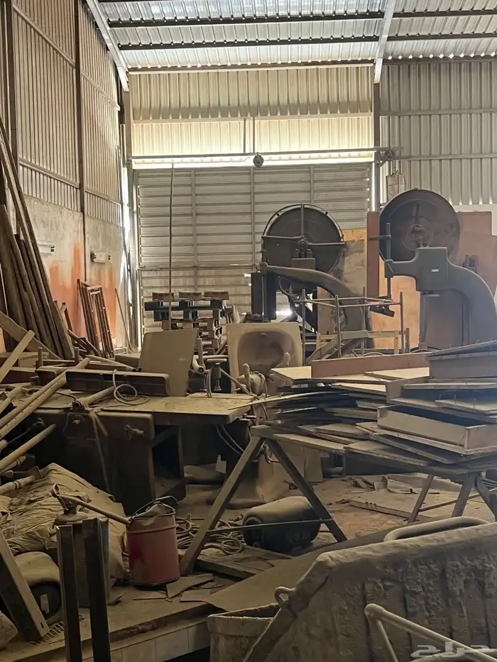 عدة ورش نجارة وحدادة 15