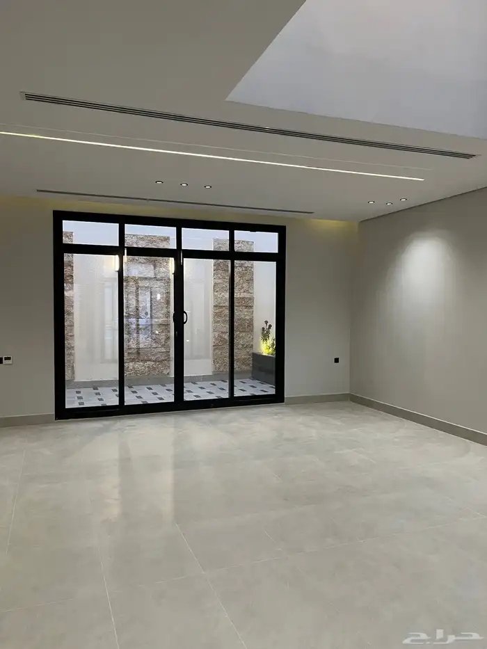 فيلا للبيع بحي المهدية مساحة 312 واجهة شرقية وتكييف مركزي 10