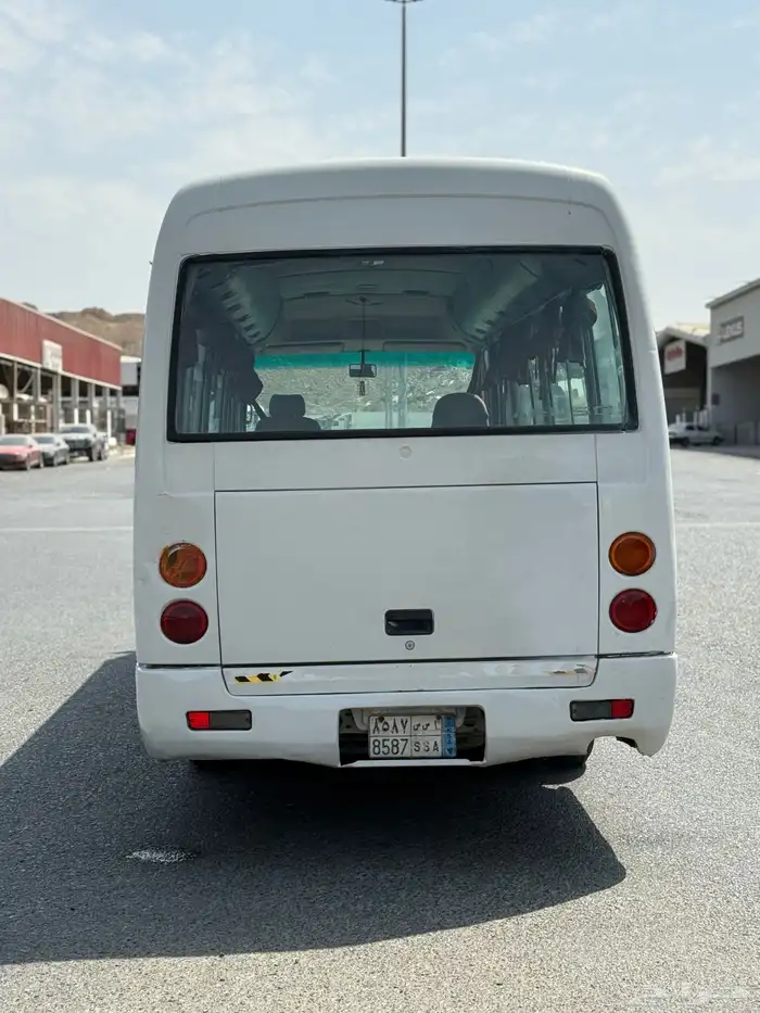 باص ميتسوبيشي روزا 2009 4