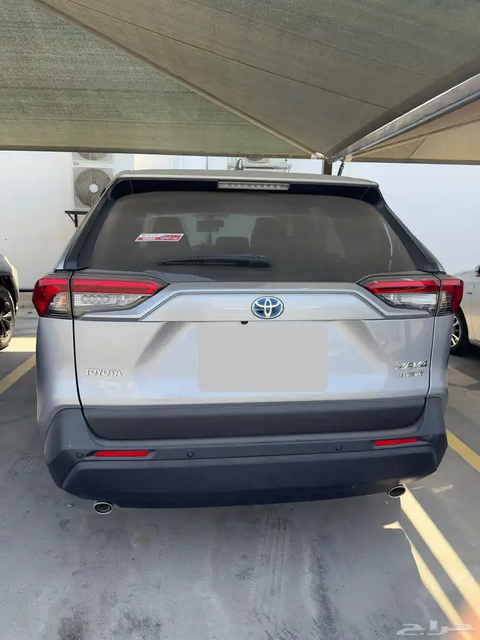 RAV4 LE 4x4 hybrid 2024 3