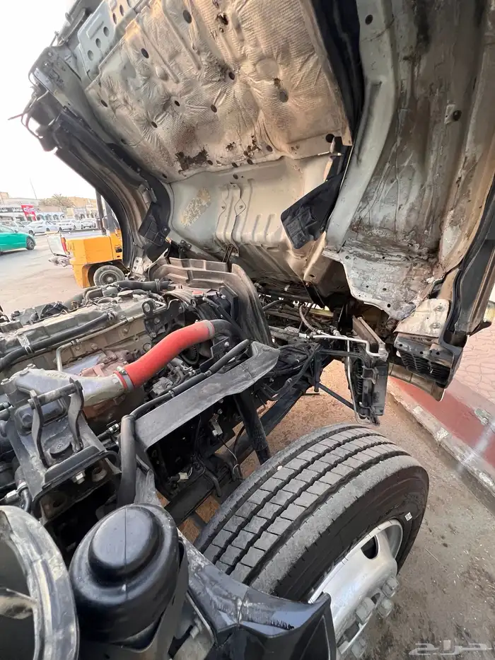 للبيع ايسوزو دينه 2020 نظيفة جدا 5 متر 7