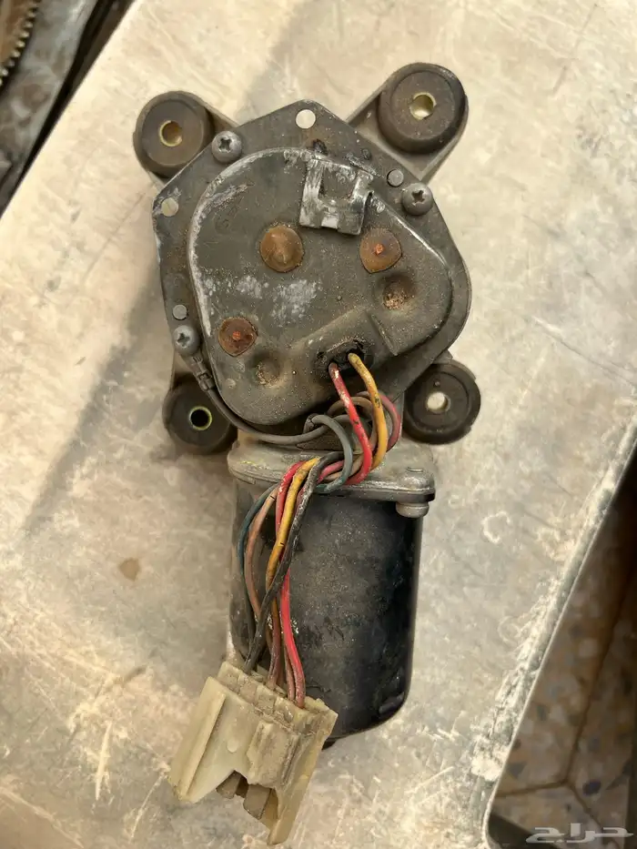 للبيع تشليح نيسان 1993 9